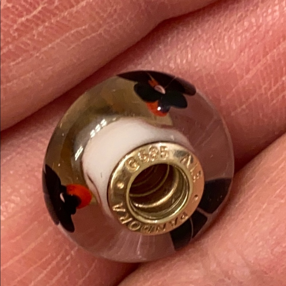 14k AUTHENTIC PANDORA CHARM. Cherry Blossom😍